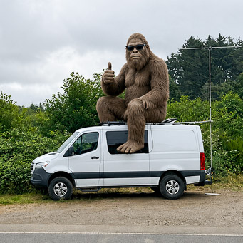 Barry and his rover van on Logan Road, Lincoln City, OR