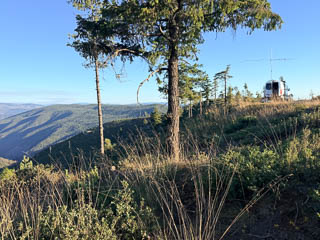 A view looking south along the Six Rivers ridge in CN71 before sunset